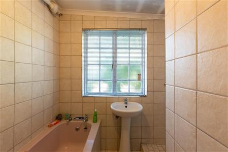 False - House For Sale in Pniel, Stellenbosch, Western Cape - M117211