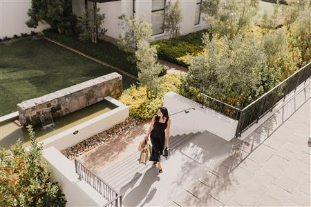False - Apartment For Sale in Val de Vie Estate, Paarl, Western Cape - M123372