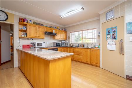 House For Sale in Overkruin, Heidelberg, Gauteng - M123483