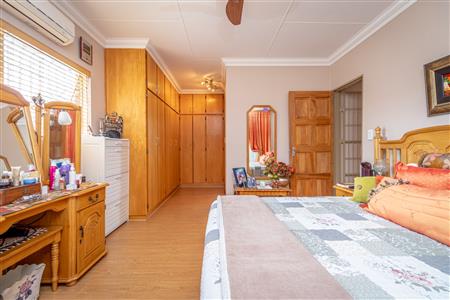 House For Sale in Overkruin, Heidelberg, Gauteng - M123483