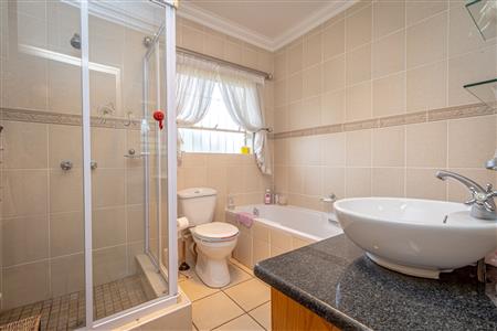 House For Sale in Overkruin, Heidelberg, Gauteng - M123483