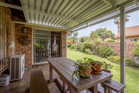 House For Sale in Overkruin, Heidelberg, Gauteng - M123483