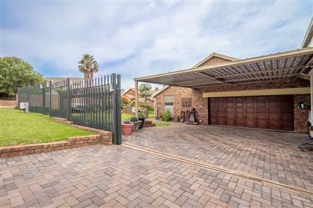 House For Sale in Overkruin, Heidelberg, Gauteng - M123483