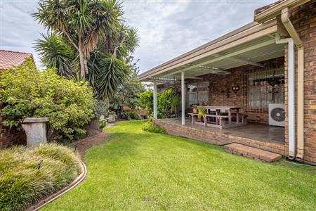 House For Sale in Overkruin, Heidelberg, Gauteng - M123483