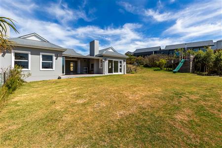 False - House sold in Brackenridge Estate, Plettenberg Bay - M123516