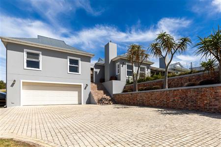 False - House sold in Brackenridge Estate, Plettenberg Bay - M123516