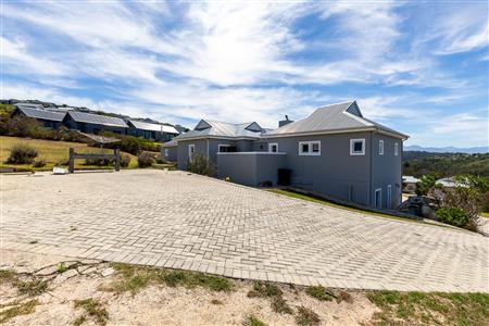 False - House sold in Brackenridge Estate, Plettenberg Bay - M123516