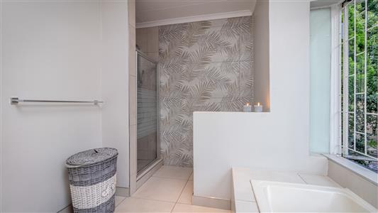 False - House For Sale in Fourways, Sandton, Gauteng - M123540