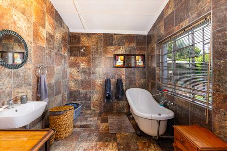 False - House For Sale in Die Eiland, Groot Brakrivier, Western Cape - M123587