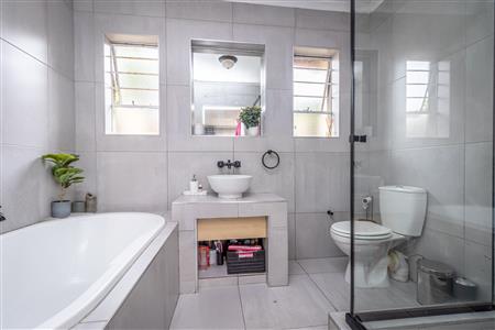 False - House To Rent in Fourways, Sandton, Gauteng - M123595