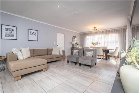 False - House To Rent in Fourways, Sandton, Gauteng - M123595