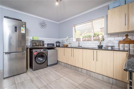 False - House To Rent in Fourways, Sandton, Gauteng - M123595