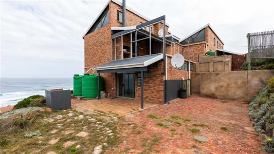House For Sale in Jongensfontein, Stilbaai, Western Cape - M123613