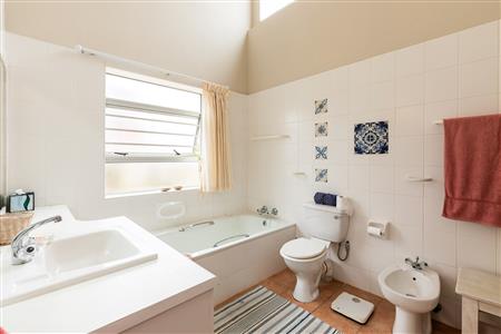 House For Sale in Jongensfontein, Stilbaai, Western Cape - M123613