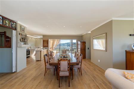 False - House Unavailable in Knysna Heights, Knysna, Western Cape - M123619