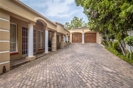 False - House For Sale in Ferndale, Randburg, Gauteng - M123684