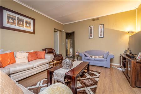 False - House For Sale in Ferndale, Randburg, Gauteng - M123684