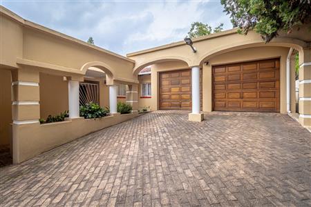 False - House For Sale in Ferndale, Randburg, Gauteng - M123684