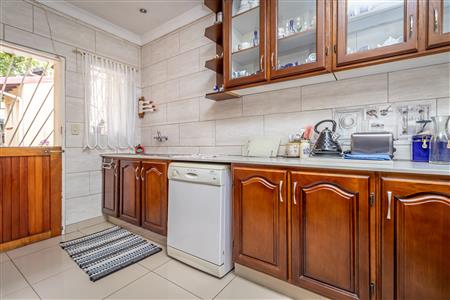 False - House For Sale in Ferndale, Randburg, Gauteng - M123684