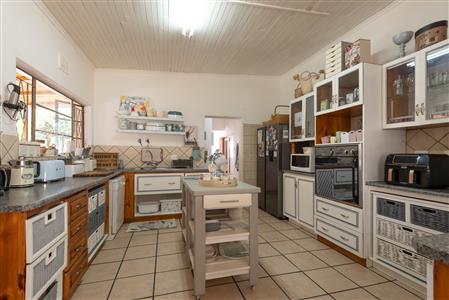 False - House For Sale in Robertson, Western Cape - M123678