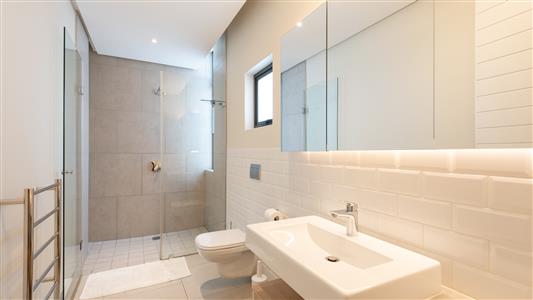 False - Apartment For Sale in Val de Vie Estate, Paarl, Western Cape - M123675