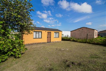 False - House For Sale in Mdantsane Nu 11, Mdantsane, East London, Eastern Cape - M123696