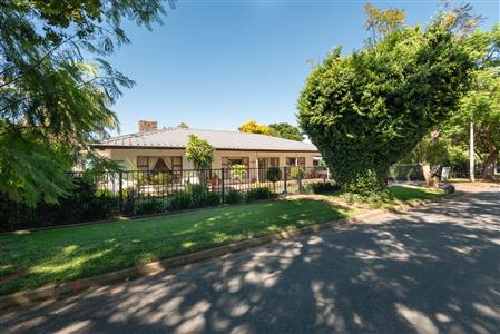 False - House For Sale in Robertson, Western Cape - M123712