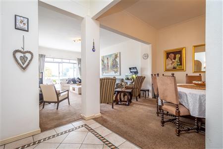 False - Apartment For Sale in Killarney, Johannesburg, Gauteng - M123720