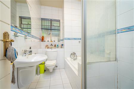 False - Apartment For Sale in Killarney, Johannesburg, Gauteng - M123720