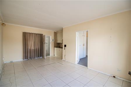 False - Apartment For Sale in Quigney, East London, Eastern Cape - M123716