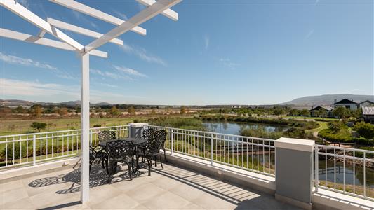 False - House For Sale in Val de Vie Estate, Paarl, Western Cape - M123750