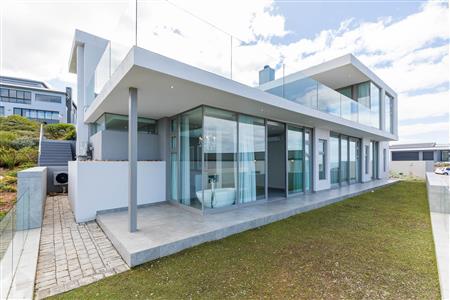 False - House Unavailable in Pinnacle Point Golf Estate, Mossel Bay, Western Cape - M119298