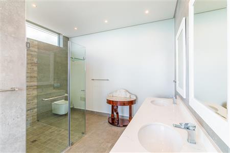 False - House Unavailable in Pinnacle Point Golf Estate, Mossel Bay, Western Cape - M119298