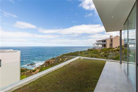 False - House Unavailable in Pinnacle Point Golf Estate, Mossel Bay, Western Cape - M119298