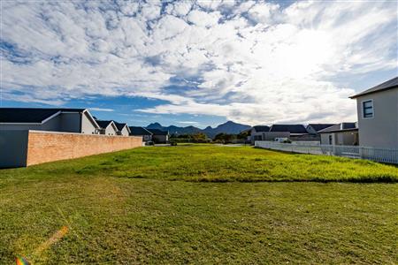 False - Vacant Land Sold in Kraaibosch Manor, George, Western Cape - M123756