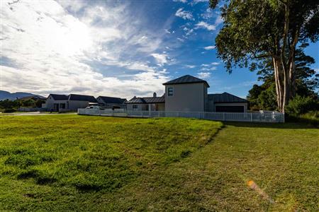 False - Vacant Land Sold in Kraaibosch Manor, George, Western Cape - M123756