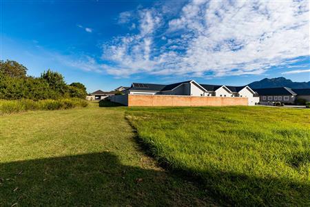 False - Vacant Land Sold in Kraaibosch Manor, George, Western Cape - M123756