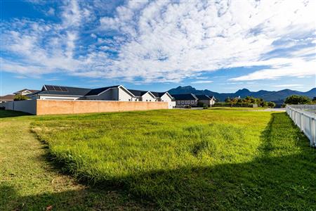False - Vacant Land Sold in Kraaibosch Manor, George, Western Cape - M123756