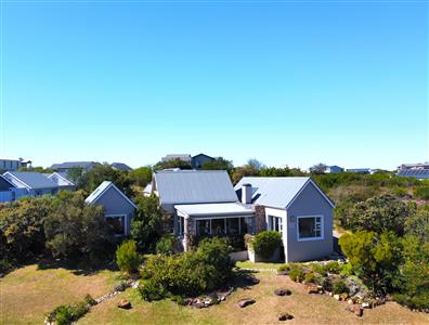 False - House sold in Brackenridge Estate, Plettenberg Bay - M123736