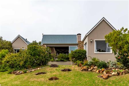 False - House sold in Brackenridge Estate, Plettenberg Bay - M123736