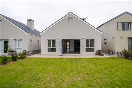 False - Townhouse Sold in Silwerstrand Golf And River Estate, Robertson, Western Cape - M123773