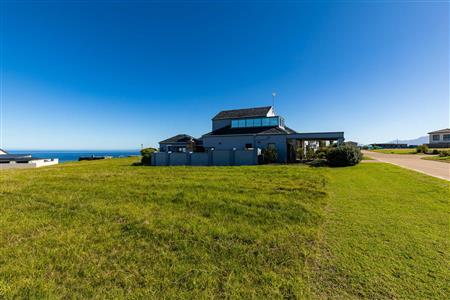 Vacant Land For Sale in Le Grand Estate, George, Western Cape - M123815