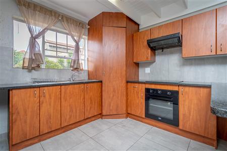 False - House For Sale in Fourways, Sandton, Gauteng - M120369