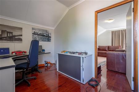 False - House For Sale in Fourways, Sandton, Gauteng - M120369