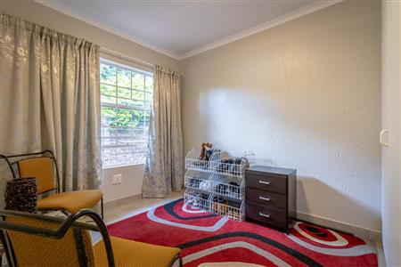 False - House For Sale in Fourways, Sandton, Gauteng - M120369