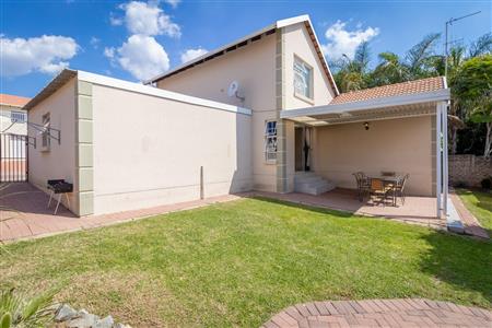 False - House For Sale in Fourways, Sandton, Gauteng - M120369