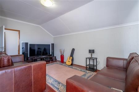 False - House For Sale in Fourways, Sandton, Gauteng - M120369