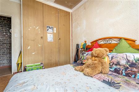 False - House For Sale in Geelhoutpark, Rustenburg, North West - M123814