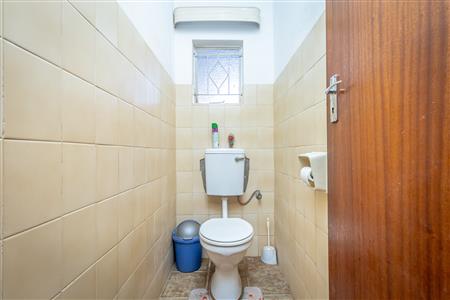 False - House For Sale in Geelhoutpark, Rustenburg, North West - M123814