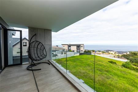 False - House For Sale in Le Grand Estate, George, Western Cape - M123817